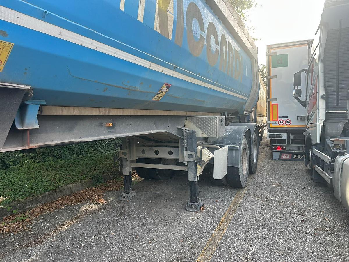 Usato SEMIRIMORCHIO MENCI SA740 DUE ASSI MEZZOD'OPERA