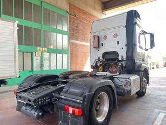 Usato 2015 MERCEDES-BENZ Actros 1845