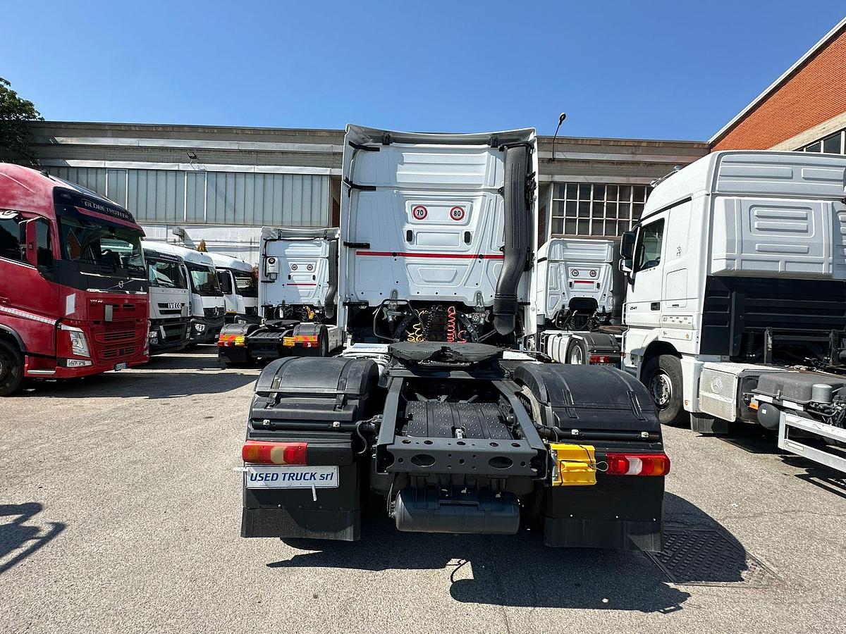 Usato MERDEDES ACTORS 1845 ADR TUTTE LE CLASSI KM 570000