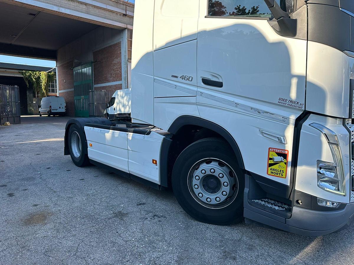 Usato Volvo FH 460 I-Save Automatico Retarder DOCUMNETI RUMENI