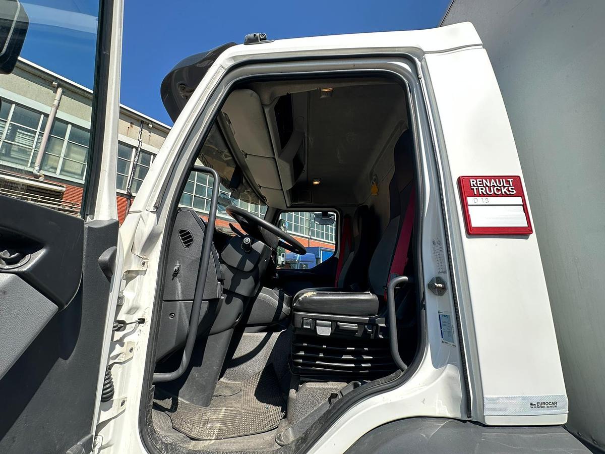 Usato RENAULT D 180.280 FURGONE CON SPONDA