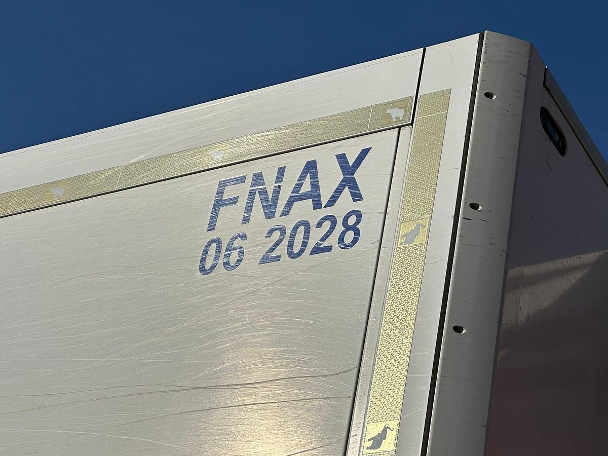 Usato Motrice tre assi Iveco Stralis 260s46 con Cella Frigo con motore ELETTRICO