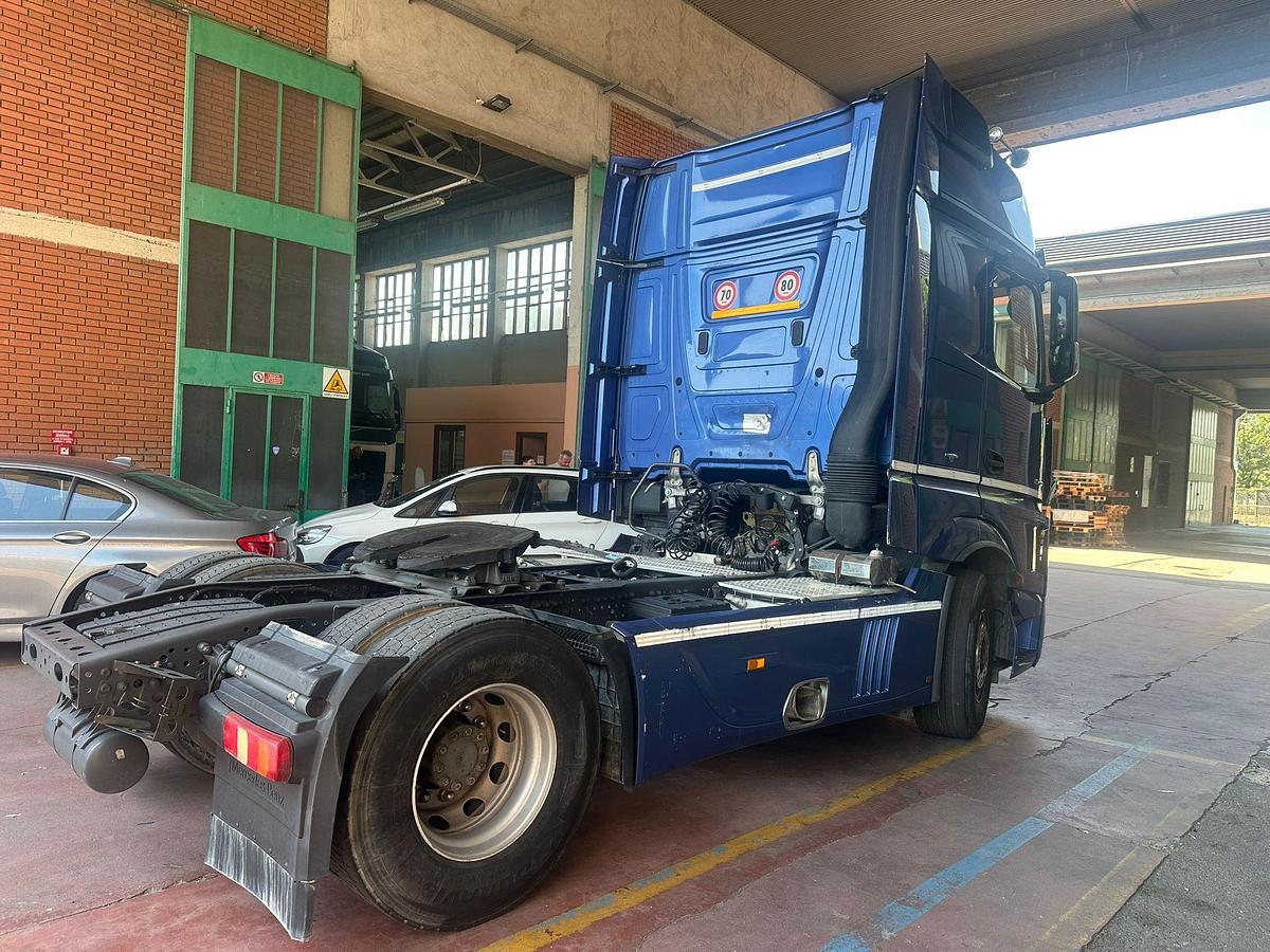 Usato MERCEDES ACTROS 1853 AUTOMATICO ACQUA/TARDER TELAIO 2017