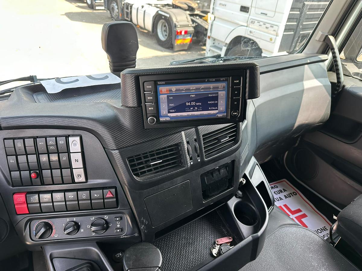 Usato Iveco Stralis 460 cabina A/T POMPA E PRESA DI FORZA ADR