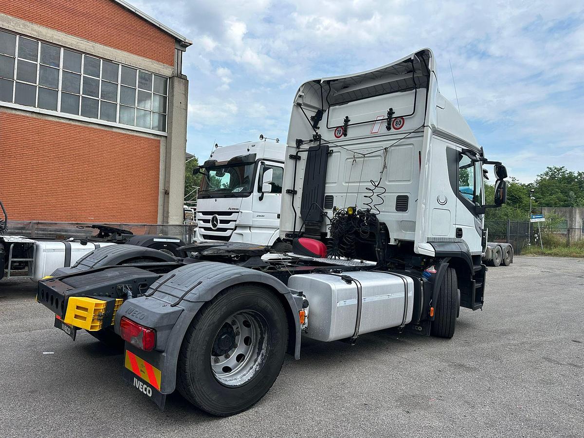 Usato IVECO STRALIS 460 CABINA A/T ADR 2019