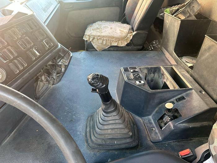 Usato Mercedes Actros 4146 Ribaltabile trilaterale 8x4