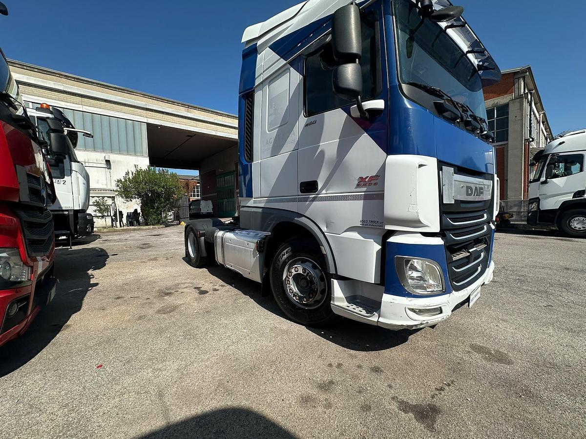 Usato DAF XF 460 POMPA E PRESA DI FORZA