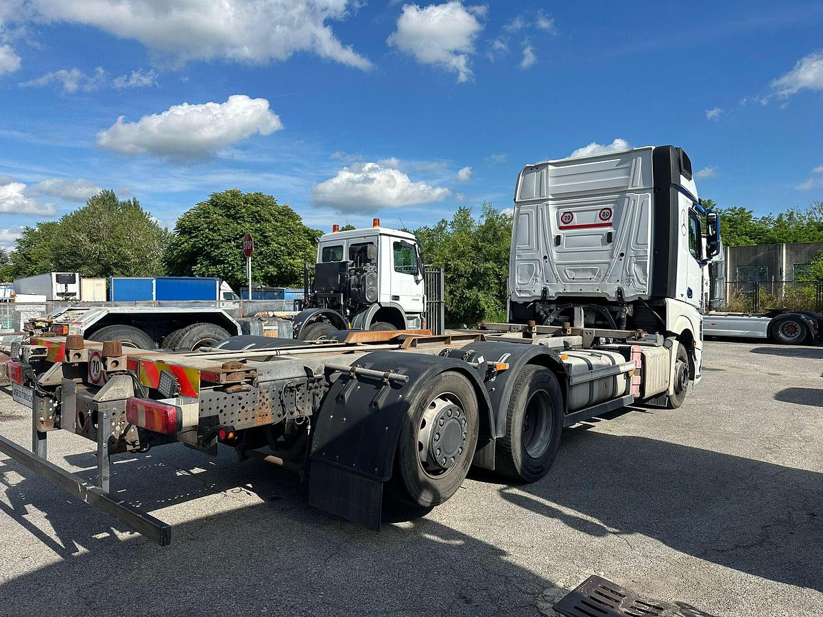 Usato MERCEDES ACTROS 2545 PORTA CASSE PASSO 4800