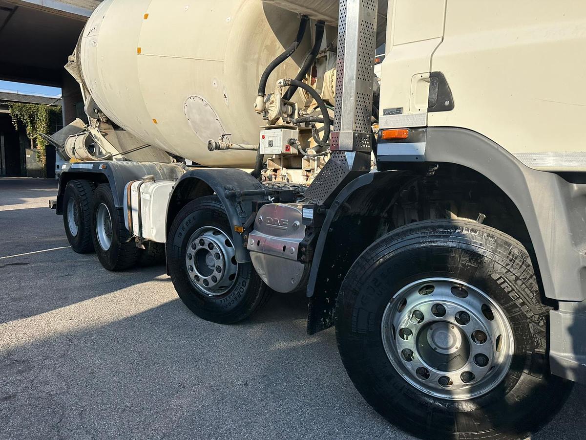 Usato Motrice Quattro assi Daf CF 85.450 8X4 AUTOBETONIERA CON ALLESTIMENTO CIFA 