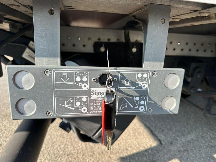 Usato Iveco Daily 35c16 cc 3.0 cv 160 Furgone Box con sponda euro 6D