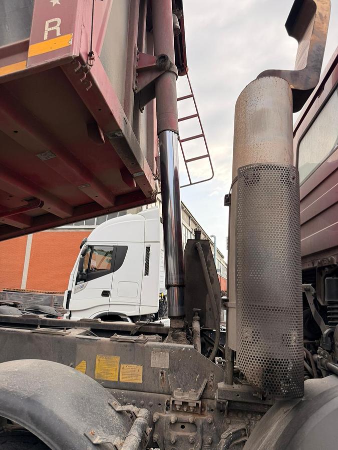 Usato MERCEDES ACTROS 4143 RIBALTABILE POSTERIORE