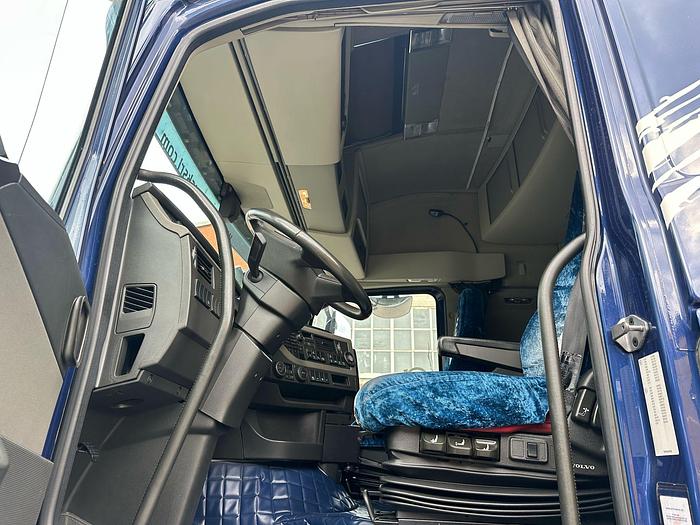 Usato VOLVO FH 500 AUROMATICO WEB/PLUS clima da fermo 2017