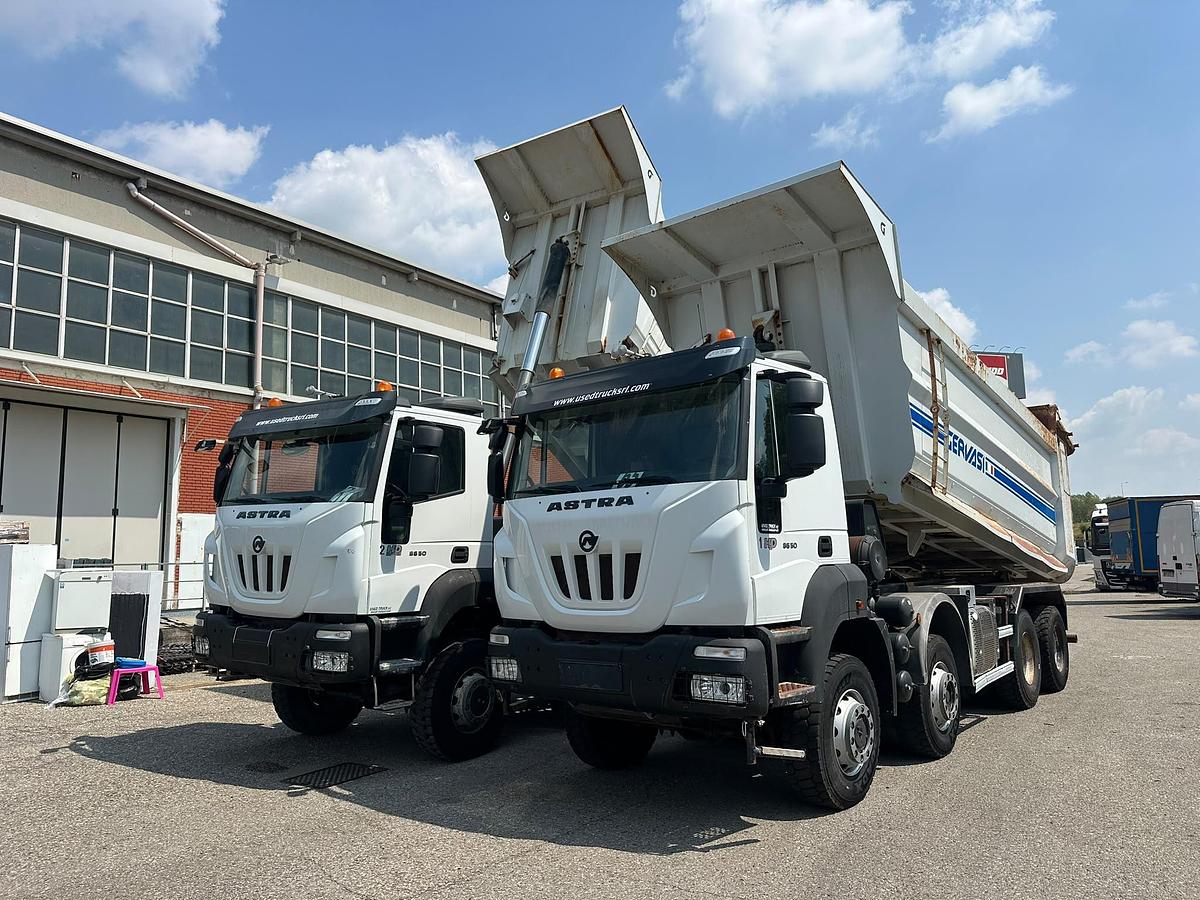 Usato MOTRICE QUATTRO ASSI ASTRA HD 500 8X6 RIBALTABILE POSTERIORE GERVASI TARGA GIALLA