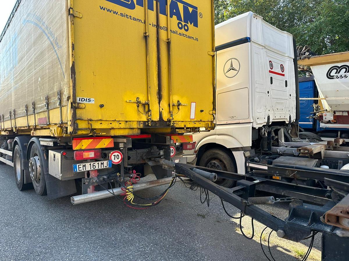 Usato Volvo FH 460 6x2 con Rimorchio due assi Koegel