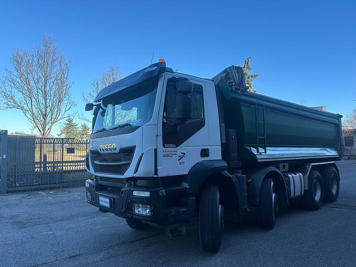 Usato Iveco Trackker 450 8x4 Ribaltabile posteriore Andreoli