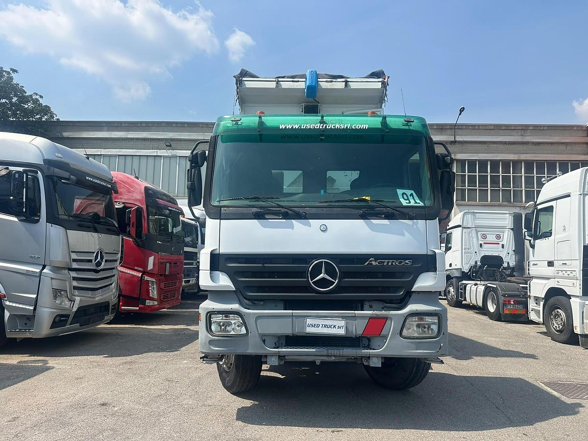 Usato Mercedes Actros 4146 8x4 Ribaltabile Posteriore