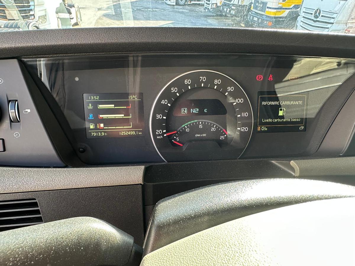 Usato Volvo FH 460 cambio automativo web plus anno 