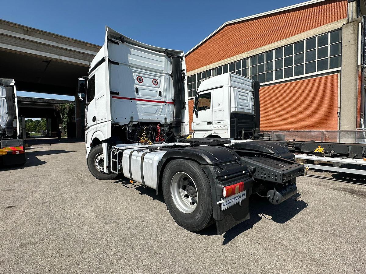 Usato MERDEDES ACTORS 1845 ADR TUTTE LE CLASSI KM 570000