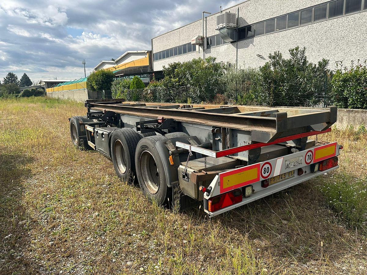 Usato VOLVO FH 500 6X2 con Scarrabile 26T+ rimorchio
