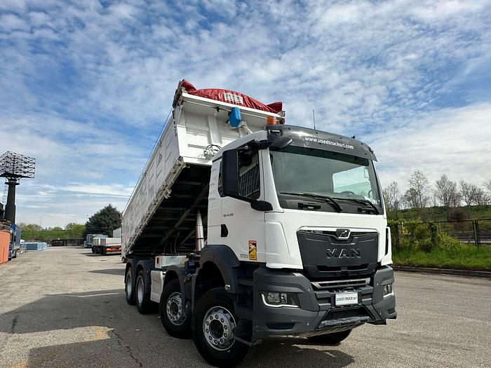 Usato MAN TGS 41.510 8X4 RIBALTABILE TRILARERALE KM 59000 ANNO 2022