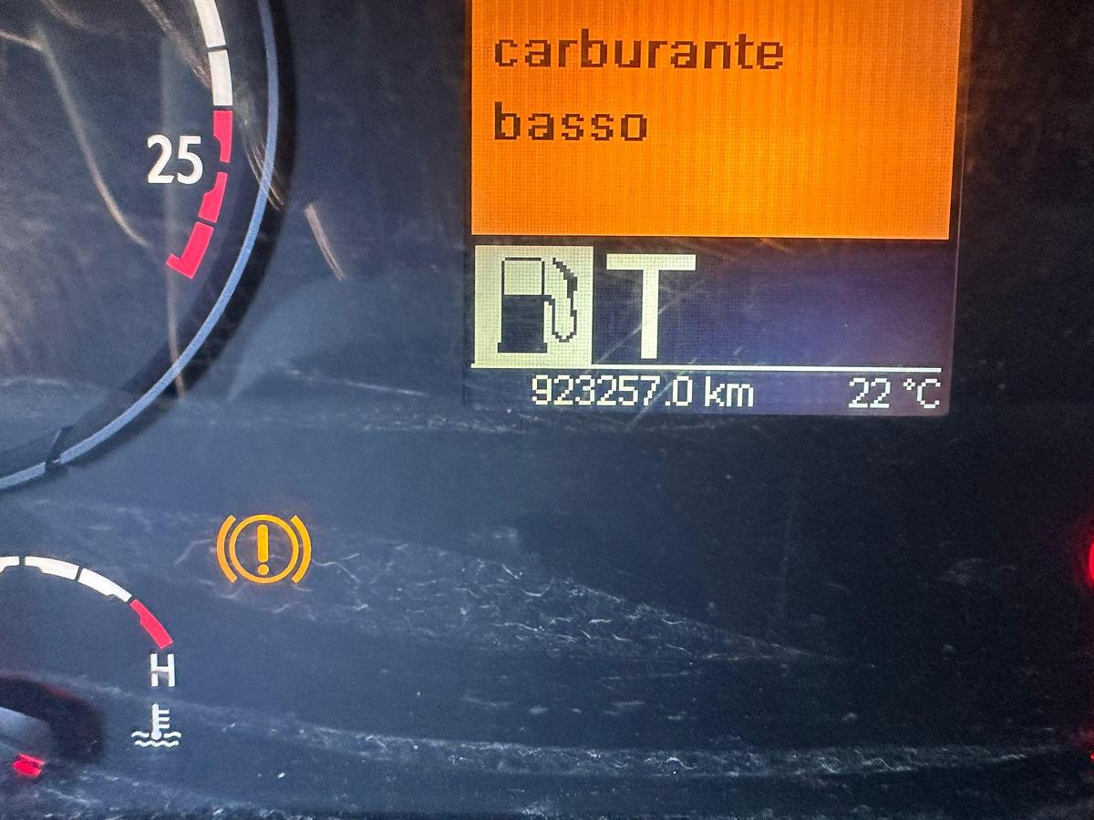 Usato SCANIA G42 CABINA CORTA 