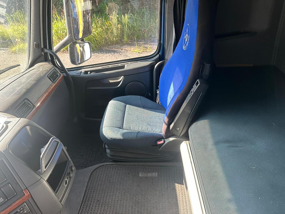 Usato Volvo FH 460 6x2 con Rimorchio due assi Koegel