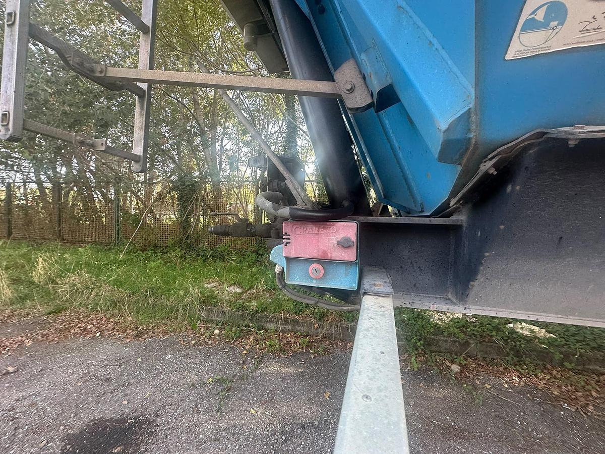 Usato SEMIRIMORCHIO MENCI SA740 DUE ASSI MEZZOD'OPERA
