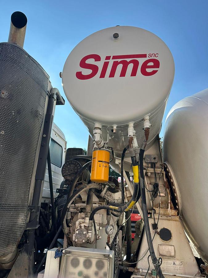 Usato Motrice Quattro assi Mercedes Actros 41.44 8x4 Autobetoniera con motore ausiliario