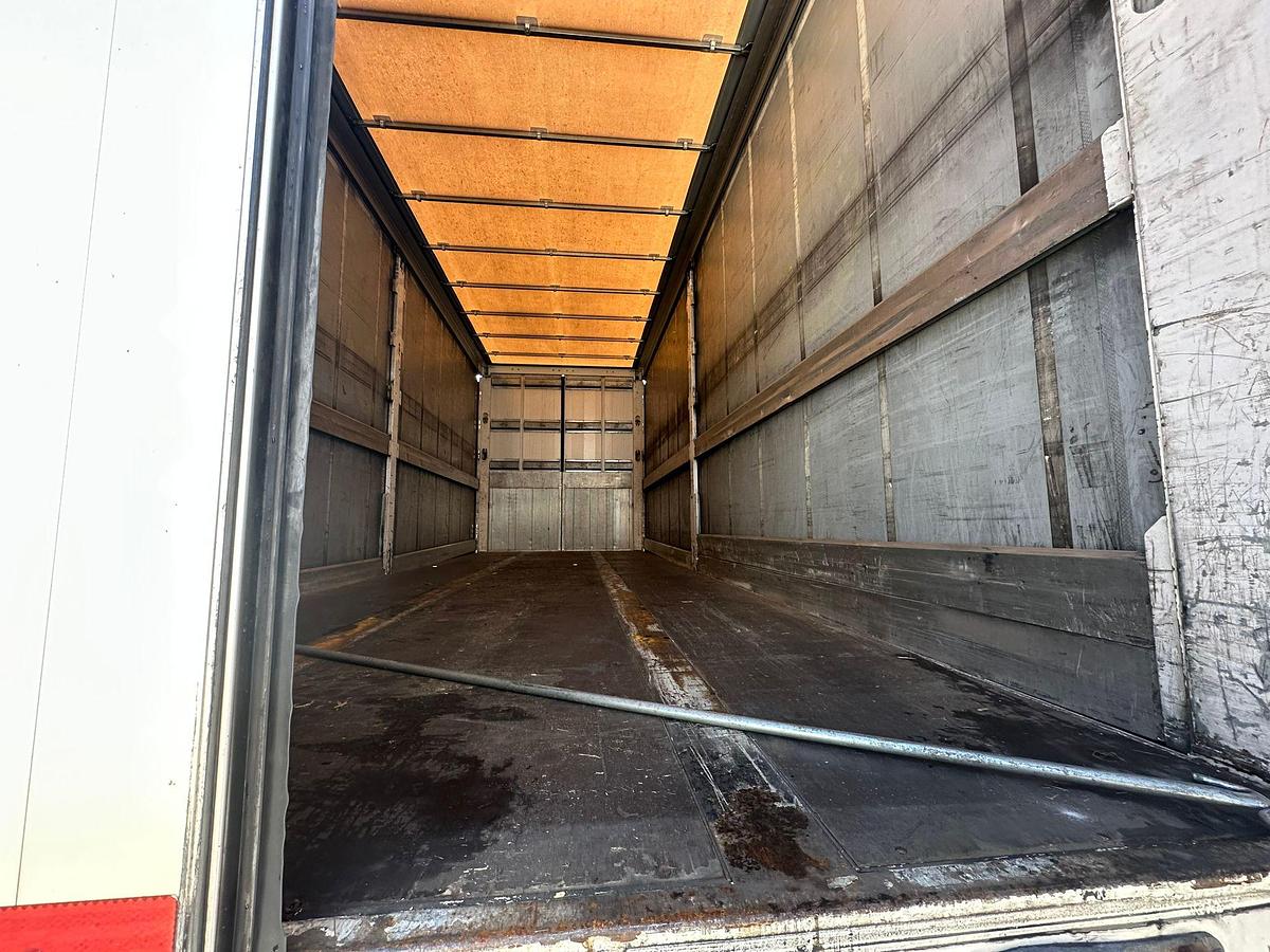 Usato Motrice tre assi Volvo FH 460 6x2 con Biga due assi comunicante km CERTIFICATI