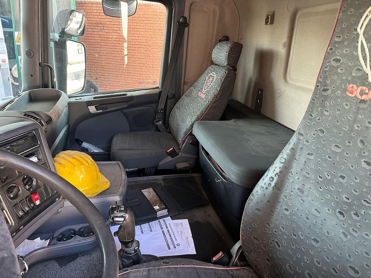 Usato SCANIA G42 CABINA CORTA 