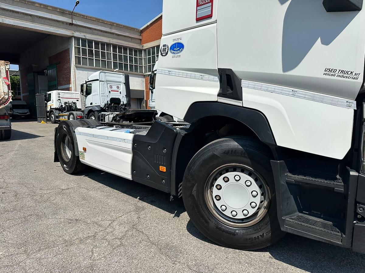 Usato Renault T 440 cambio automatico retarder ADR tutte le classi