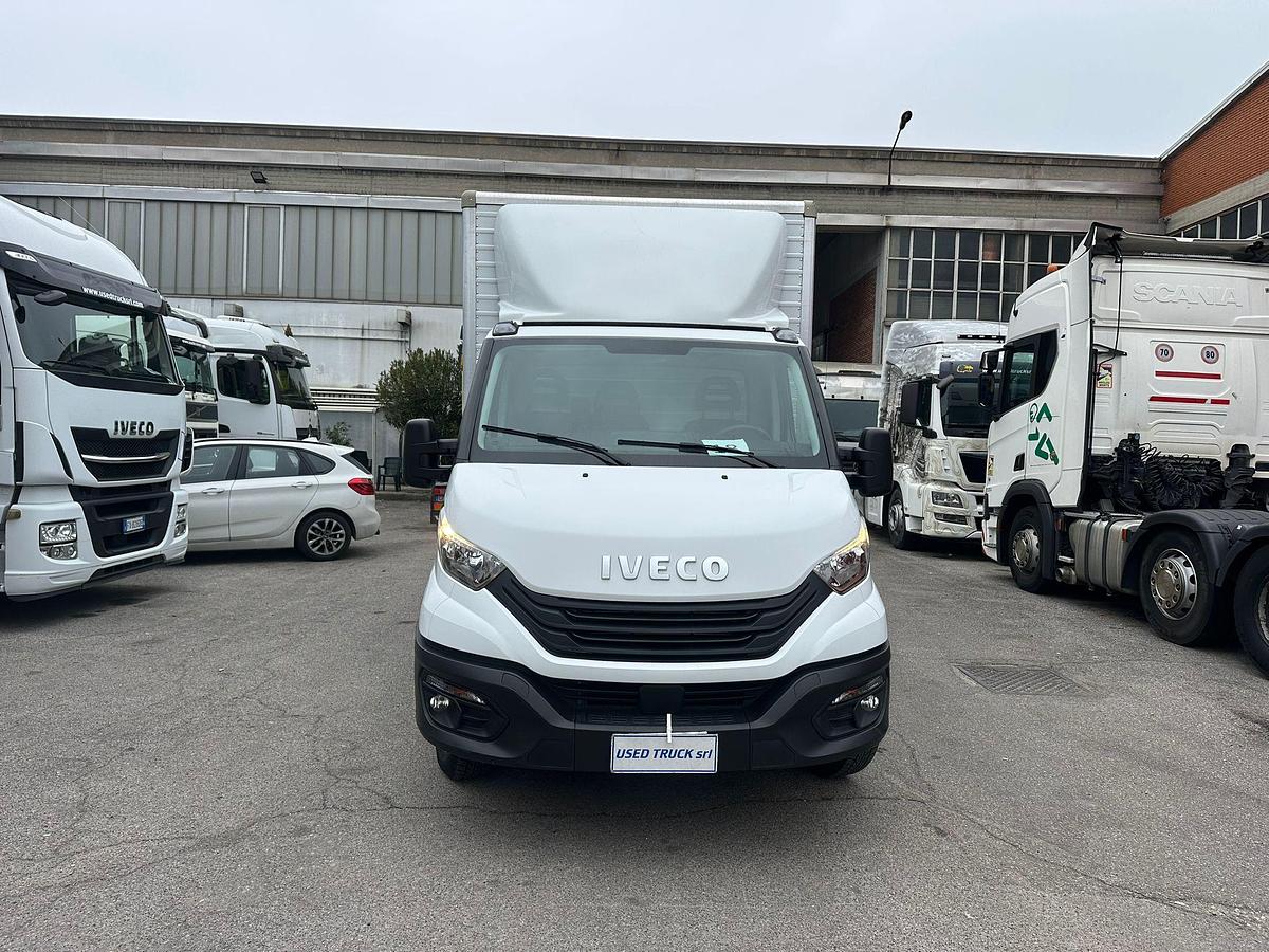 Usato IVECO DAILY 35C14 FURGONE CON SPONDA ANNO 2023