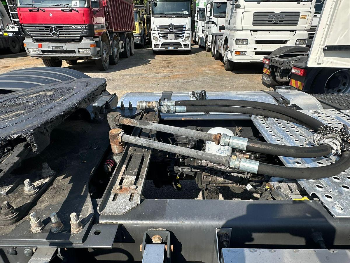 Usato Volvo FH 500 Automatico Web/Plus POMPA E PRESA DI FORZA KM 470.000