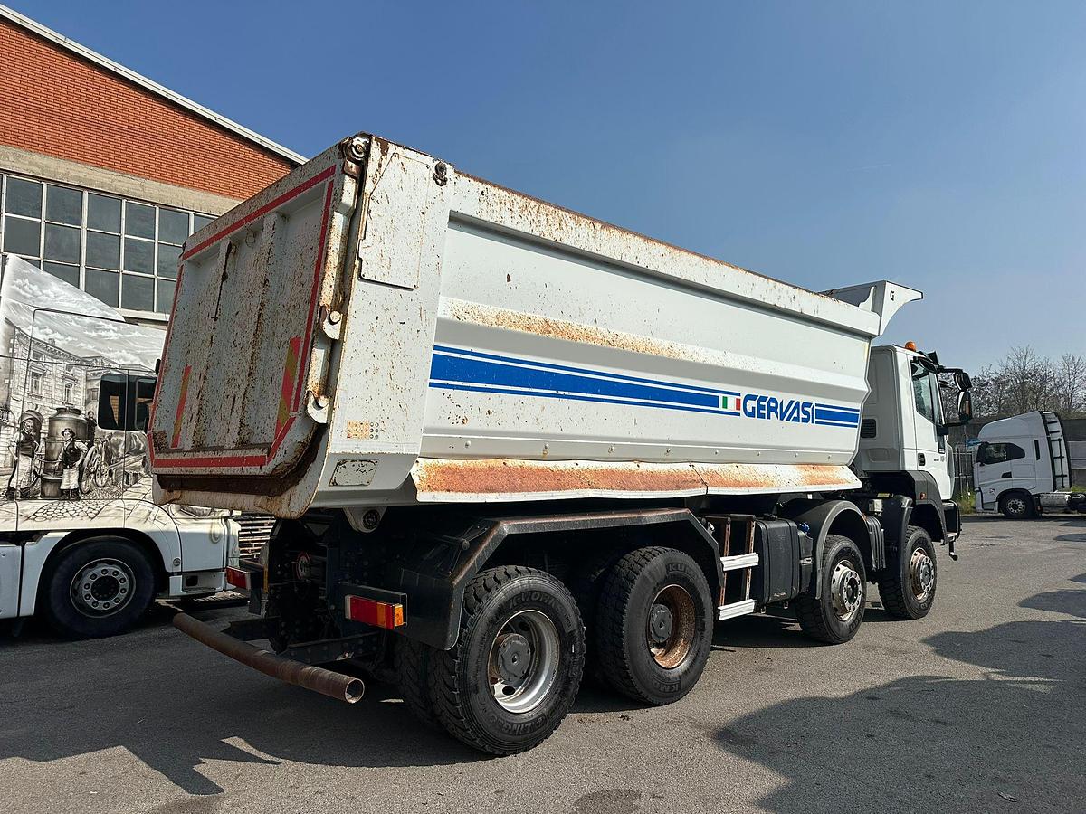 Usato ASTRA HD 500 8X6 RIBALTABILE POSTERIORE TARGA GIALLA