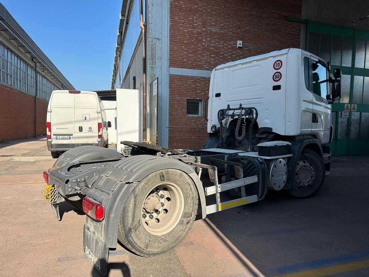 Usato SCANIA G42 CABINA CORTA 