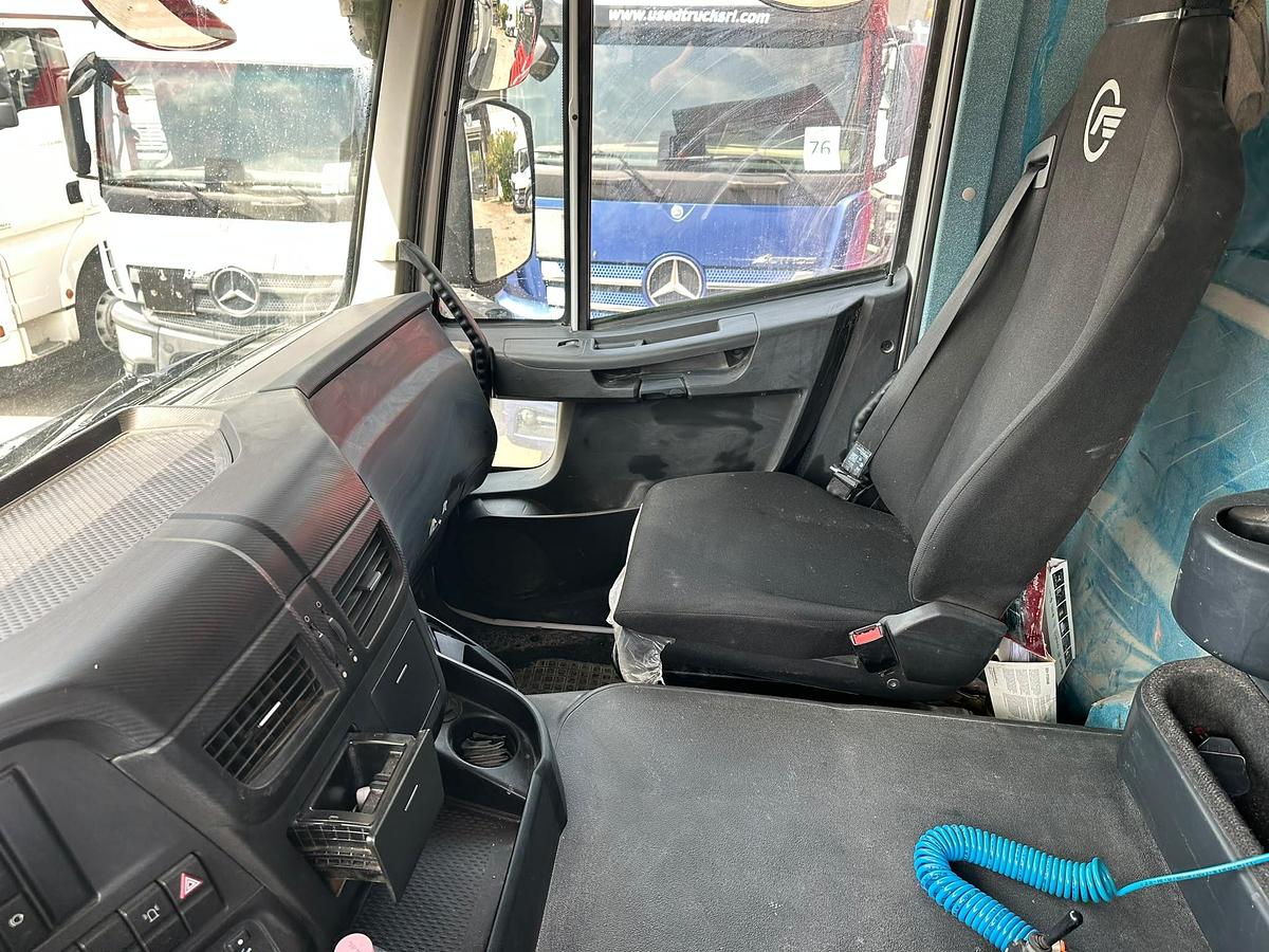 Usato MOTRICE QUATTRO ASSI ASTRA HD 500 8X6 RIBALTABILE POSTERIORE GERVASI TARGA GIALLA