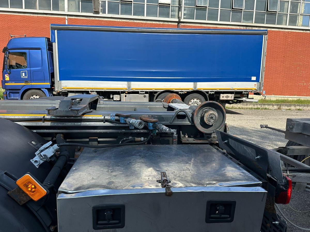 Usato VOLVO FH 500 6X2 con Scarrabile 26T+ rimorchio