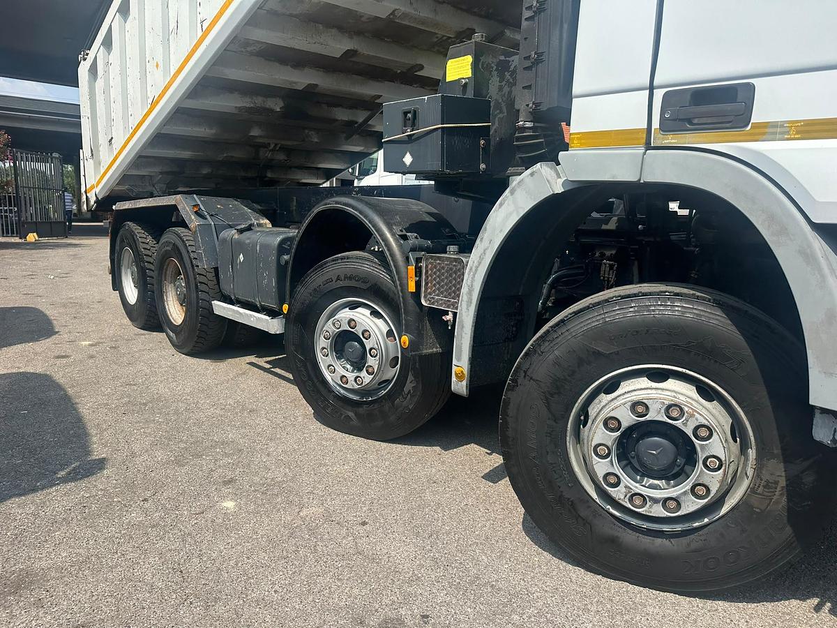 Usato Mercedes Actros 4146 8x4 Ribaltabile Posteriore