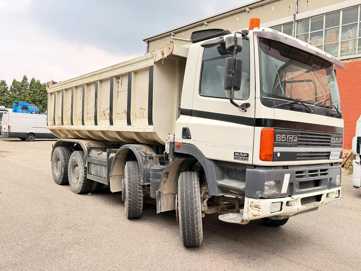 Usato Motrice Quattro assi Daf CF 85.430 8X4 Ribaltabile Posteriore