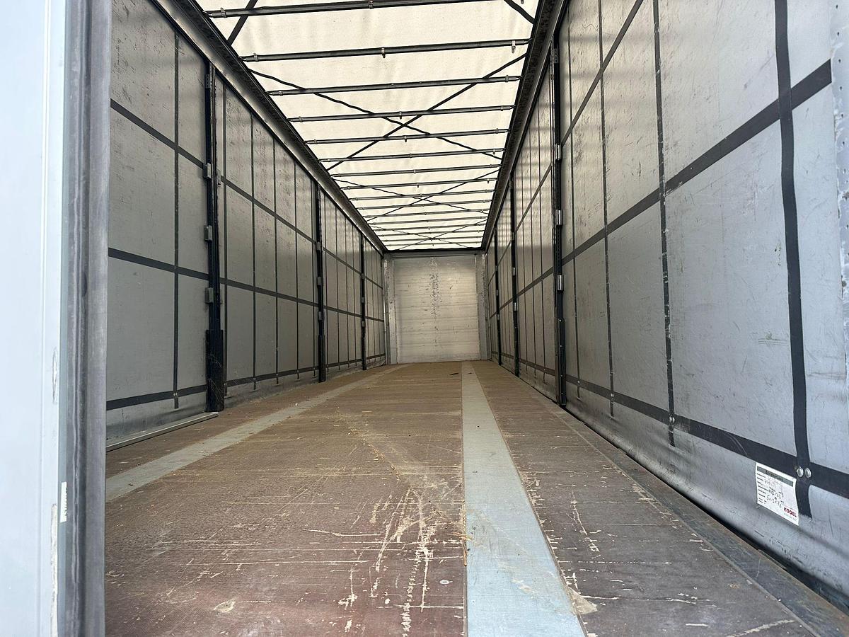 Usato Semirimorchio kogel anno 2023