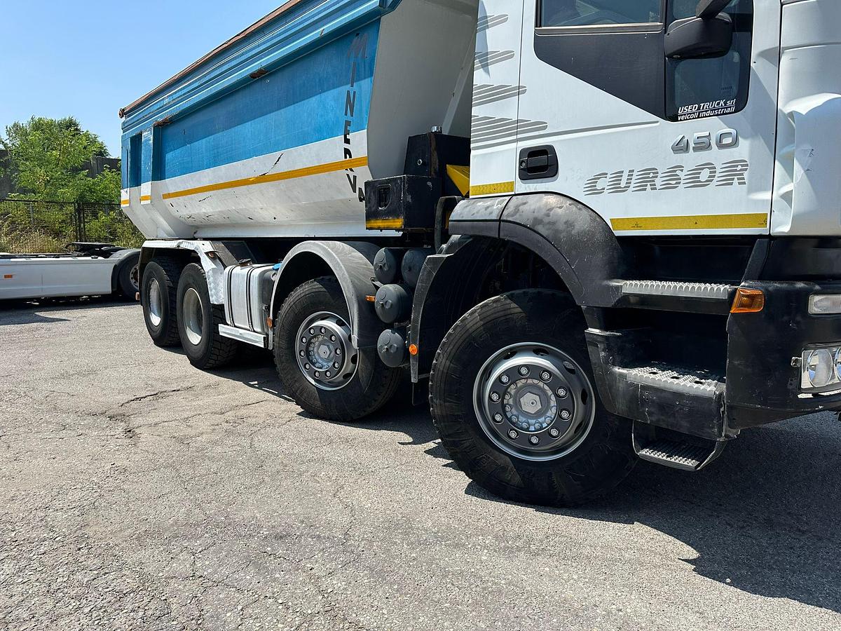Usato Iveco Trackker 450 8x4 Ribaltabile posteriore MINERVA EURO 5