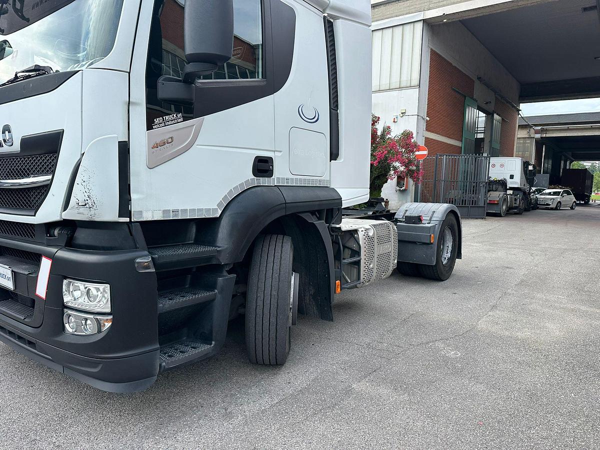 Usato IVECO STRALIS 460 CABINA A/T ADR 2019
