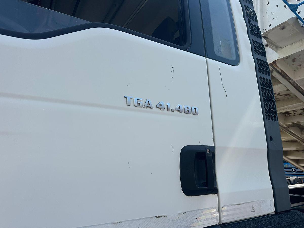 Usato Motrice Quattro MAN TGA 41.480 RIBALTABILE POSTERIORE 8X4 2007