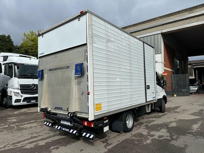 Usato IVECO DAILY 35c14 Furgone Box con sponda euro 6 E 2023