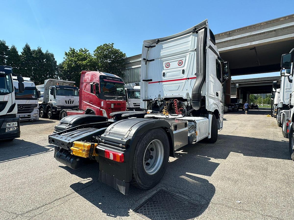 Usato MERDEDES ACTORS 1845 ADR TUTTE LE CLASSI KM 570000