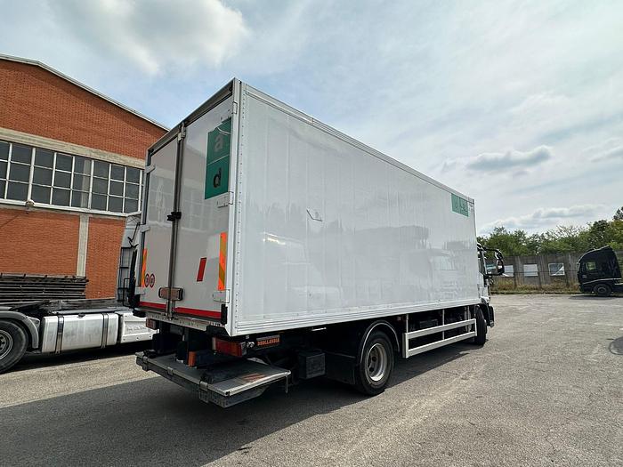Usato <Iveco Eurocargo 160s25 cella frigo con sponda 