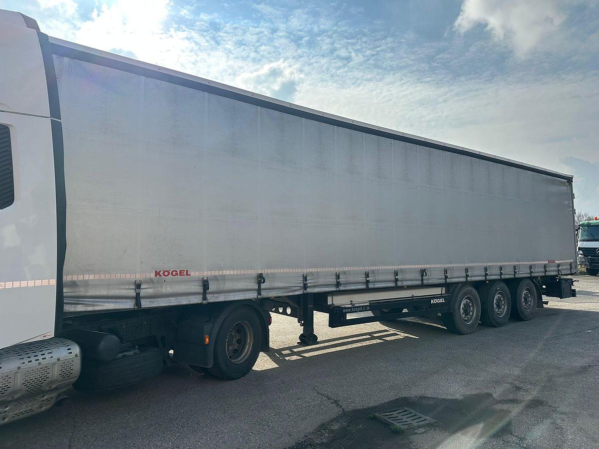 Usato Semirimorchio kogel anno 2023