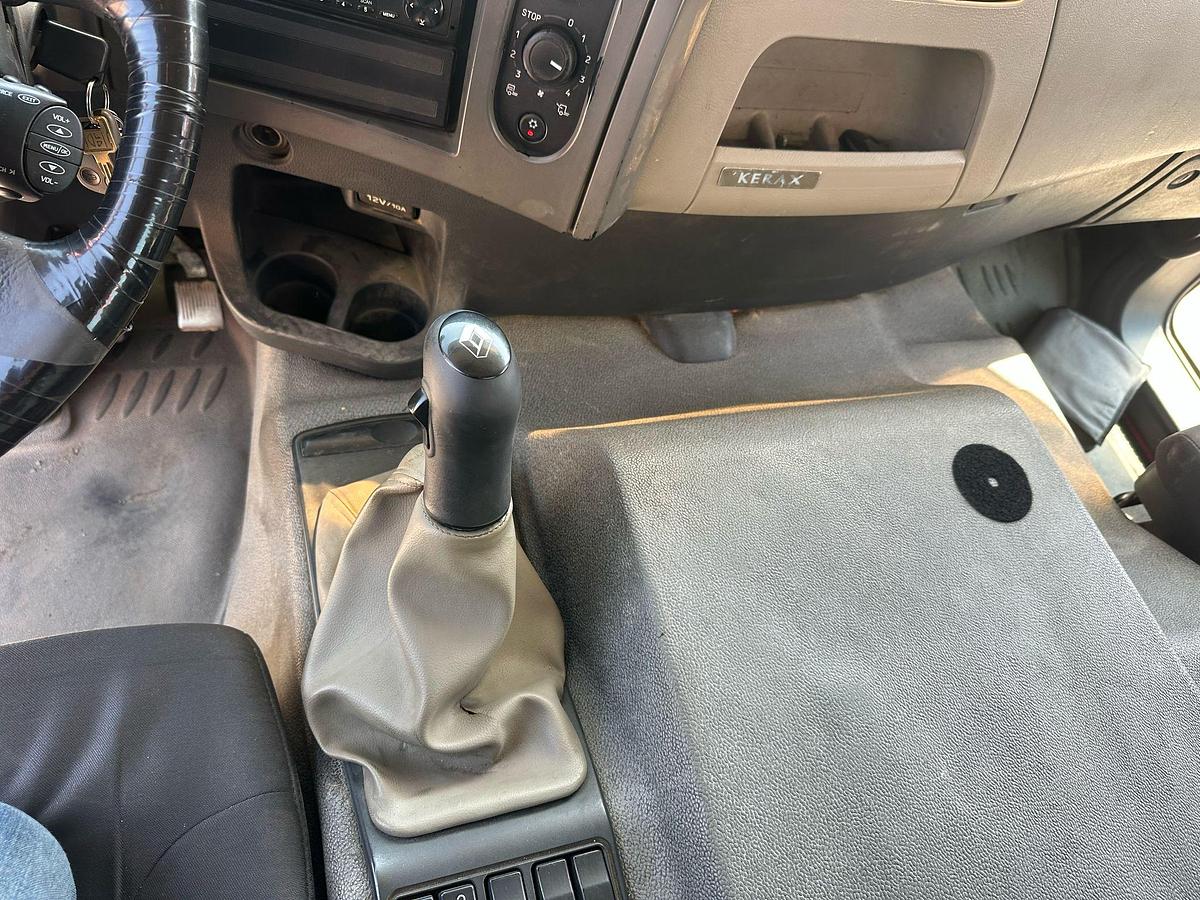 Usato Motrice Quattro assi Renault Kerax 8x4 Ribaltabile Posteriore sponda idraulica
