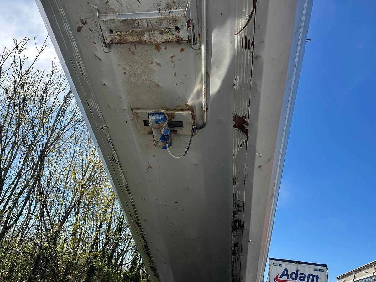 Usato Semirimorchio Menci 27 m^ ribaltabile posteriore