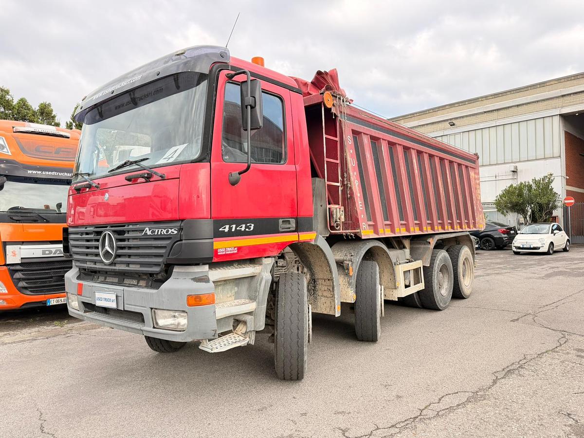 Usato MERCEDES ACTROS 4143 RIBALTABILE POSTERIORE